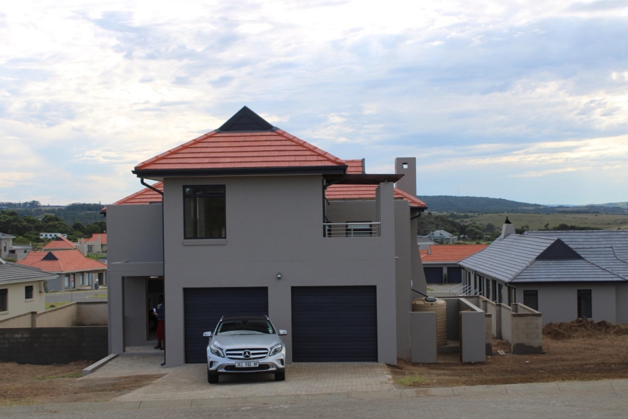 4 Bedroom Property for Sale in Kidds Beach Eastern Cape